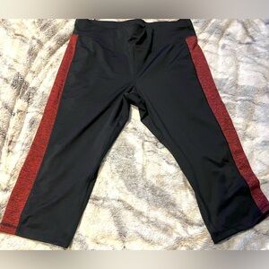 Black Athletic Capri Leggings with Heathered Red Side Panels 2X